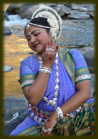 Jyoti Rout Abhinaya near Ganga